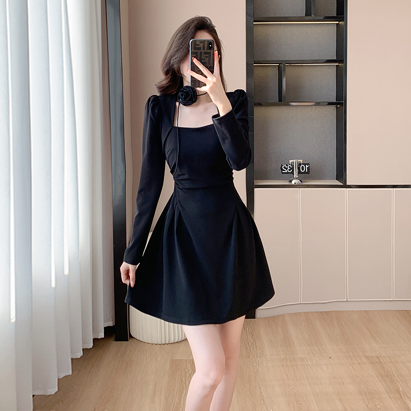 1706606829185_936113.jpg 2026 Autumn French Style Little Black Dress Slimming Elegant Pleated A-Line Square Neck Long Sleeve