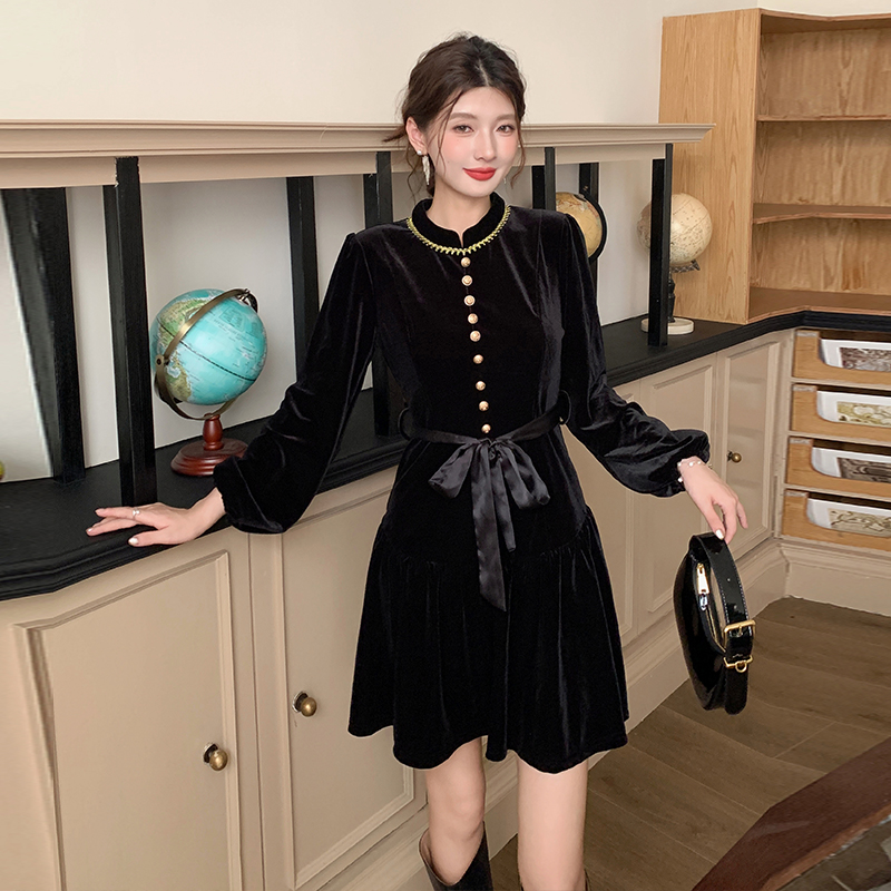 1762006343901_lFxIvy.jpg Hepburn Style Black Velvet Long Sleeve Dress - Style a5390d