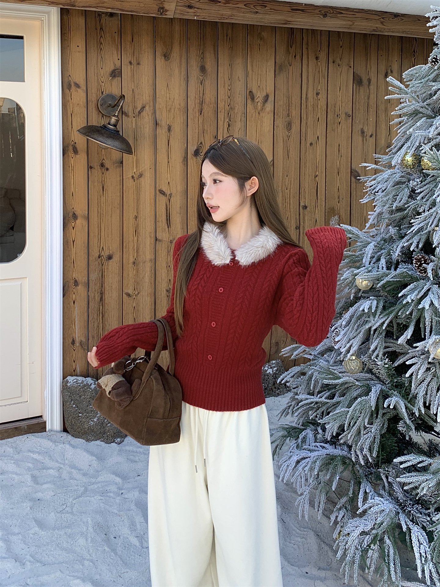 1764701229629_AVJeHS.jpg French Retro Fuzzy Collar Cable Knit Sweater for Women